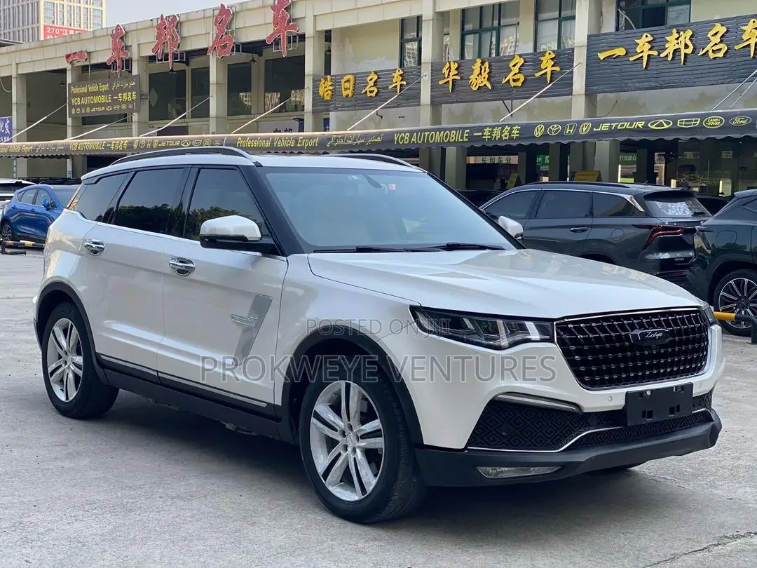 Land Rover Range Rover Evoque Autobiography 4x4 5-Door 2017 White