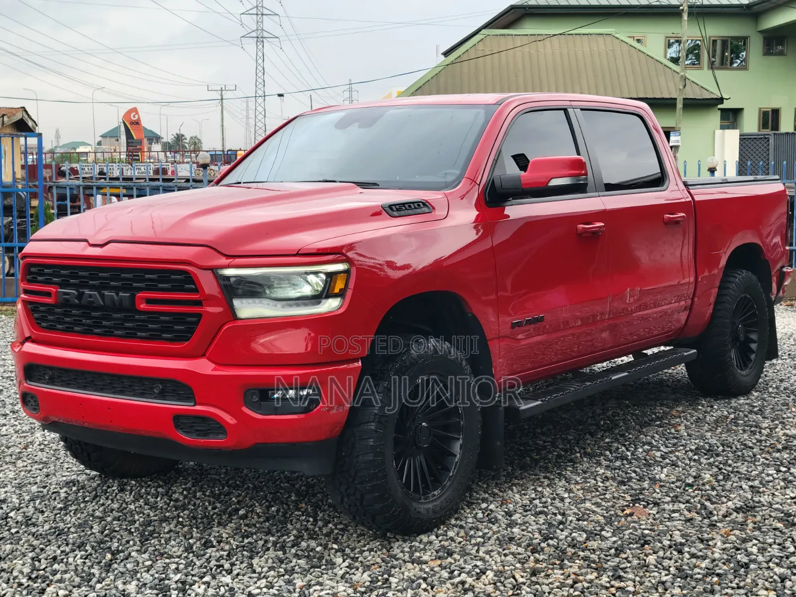 Dodge RAM 2022 Red