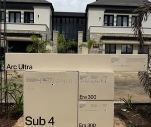 Brand New Sonos Sound Bar Set