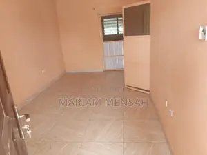 2bdrm Apartment in Madina Number 1 for rent