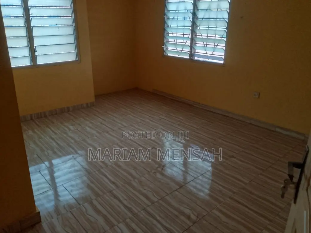 2bdrm Apartment in Madina Number 1 for rent
