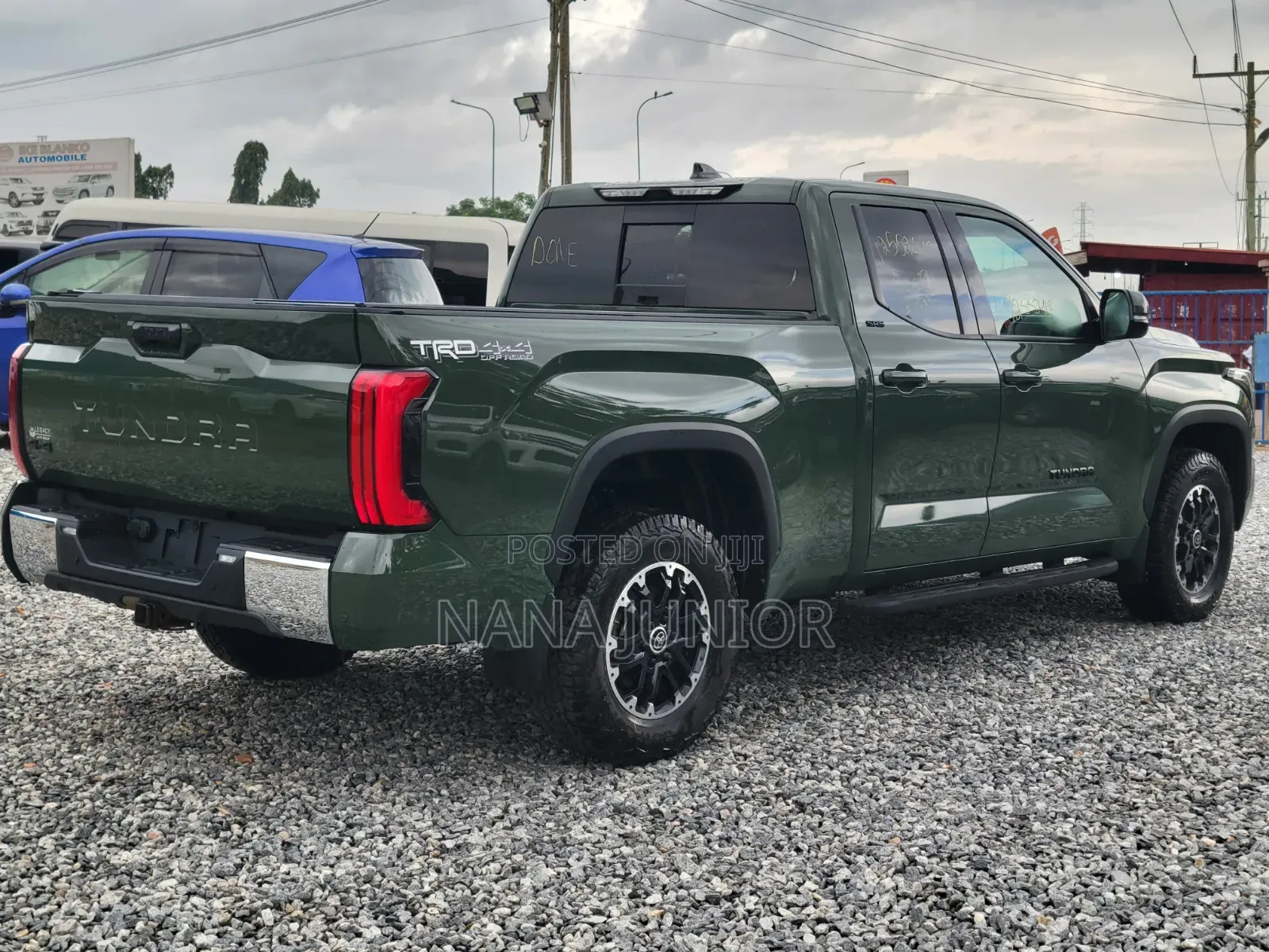 Toyota Tundra 2022 Green