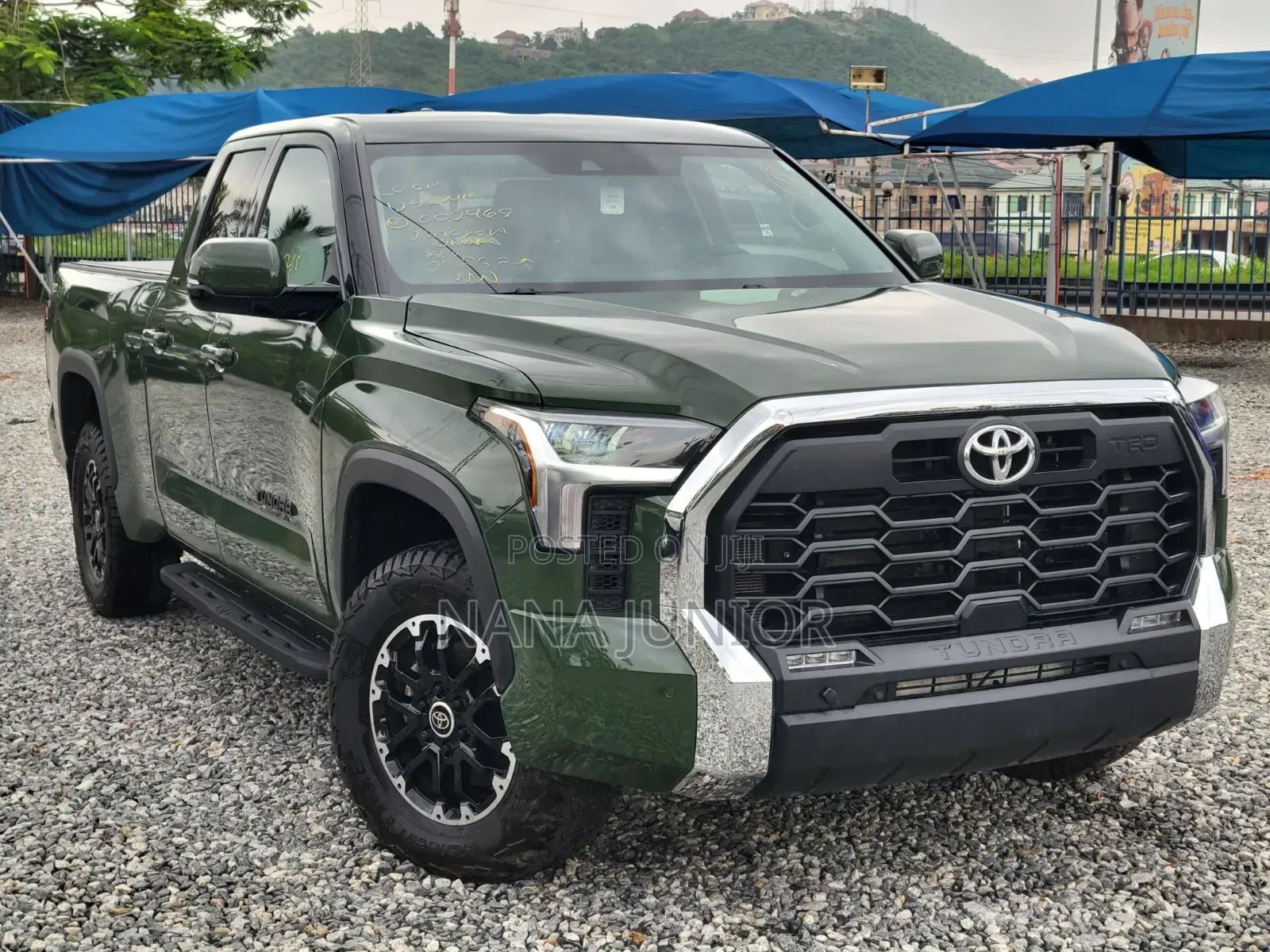 Toyota Tundra 2022 Green