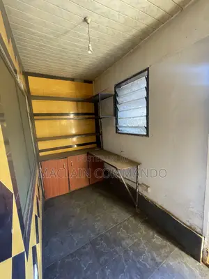 Furnished 1bdrm Apartment in Tsuibleoo, Ledzokuku-Krowor for rent