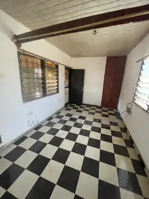 Furnished 1bdrm Apartment in Tsuibleoo, Ledzokuku-Krowor for rent