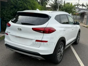 Hyundai Tucson 2019 White