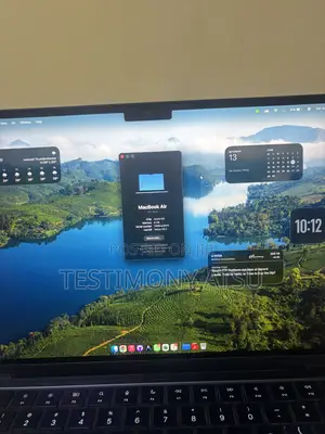 Laptop Apple MacBook Air 2022 M2 8GB Apple M2 SSD 256GB