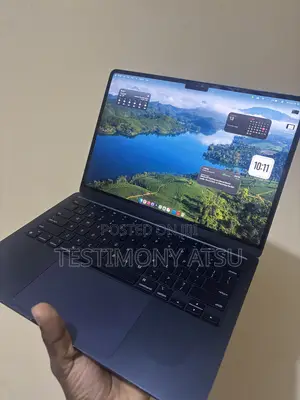 Laptop Apple MacBook Air 2022 M2 8GB Apple M2 SSD 256GB