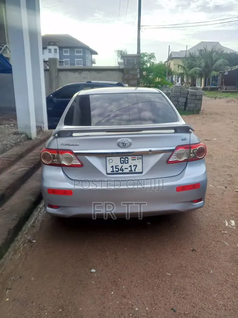 Toyota Corolla 2013 Silver