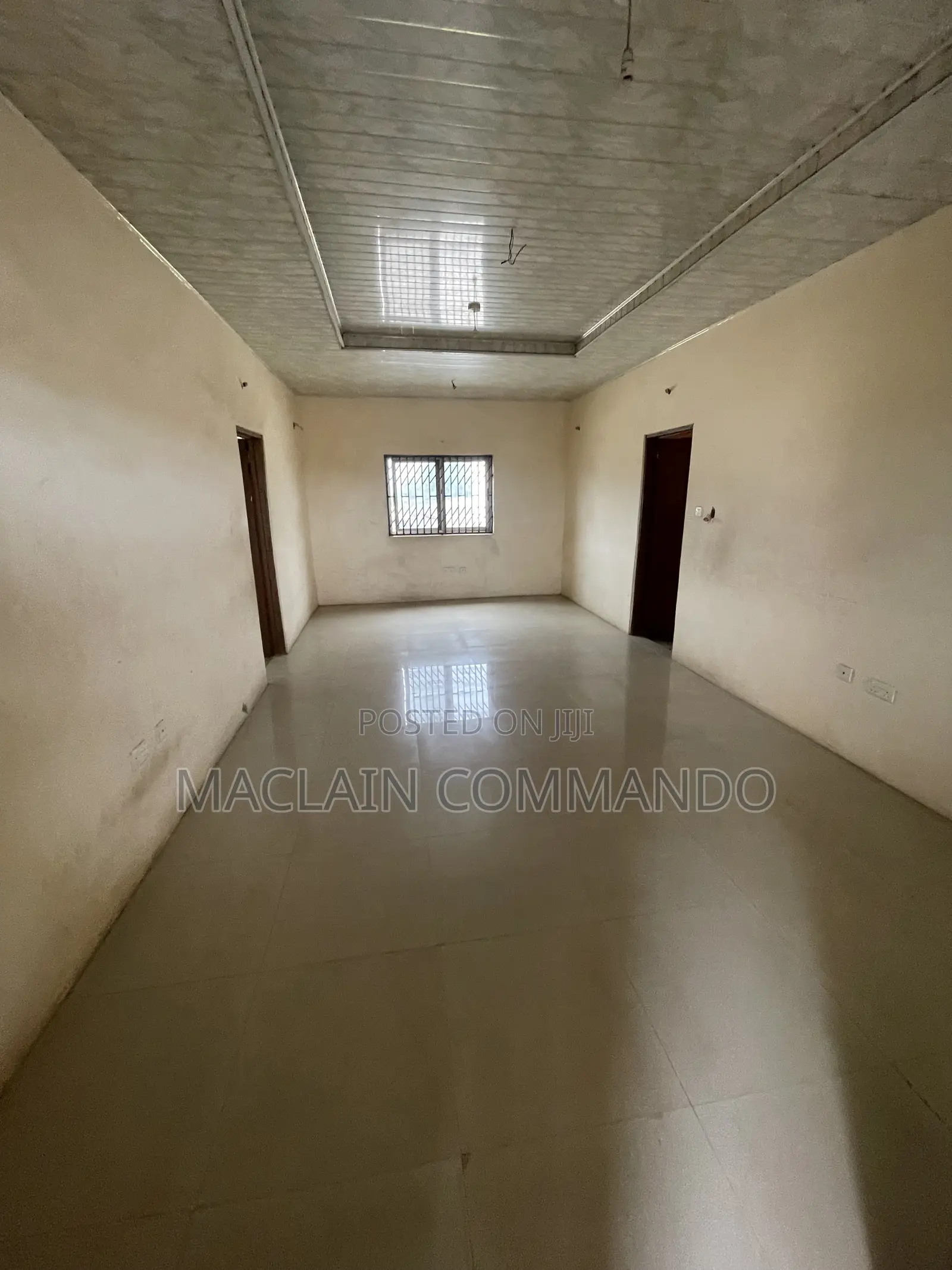 2bdrm Apartment in Tsuibleoo, Ledzokuku-Krowor for rent