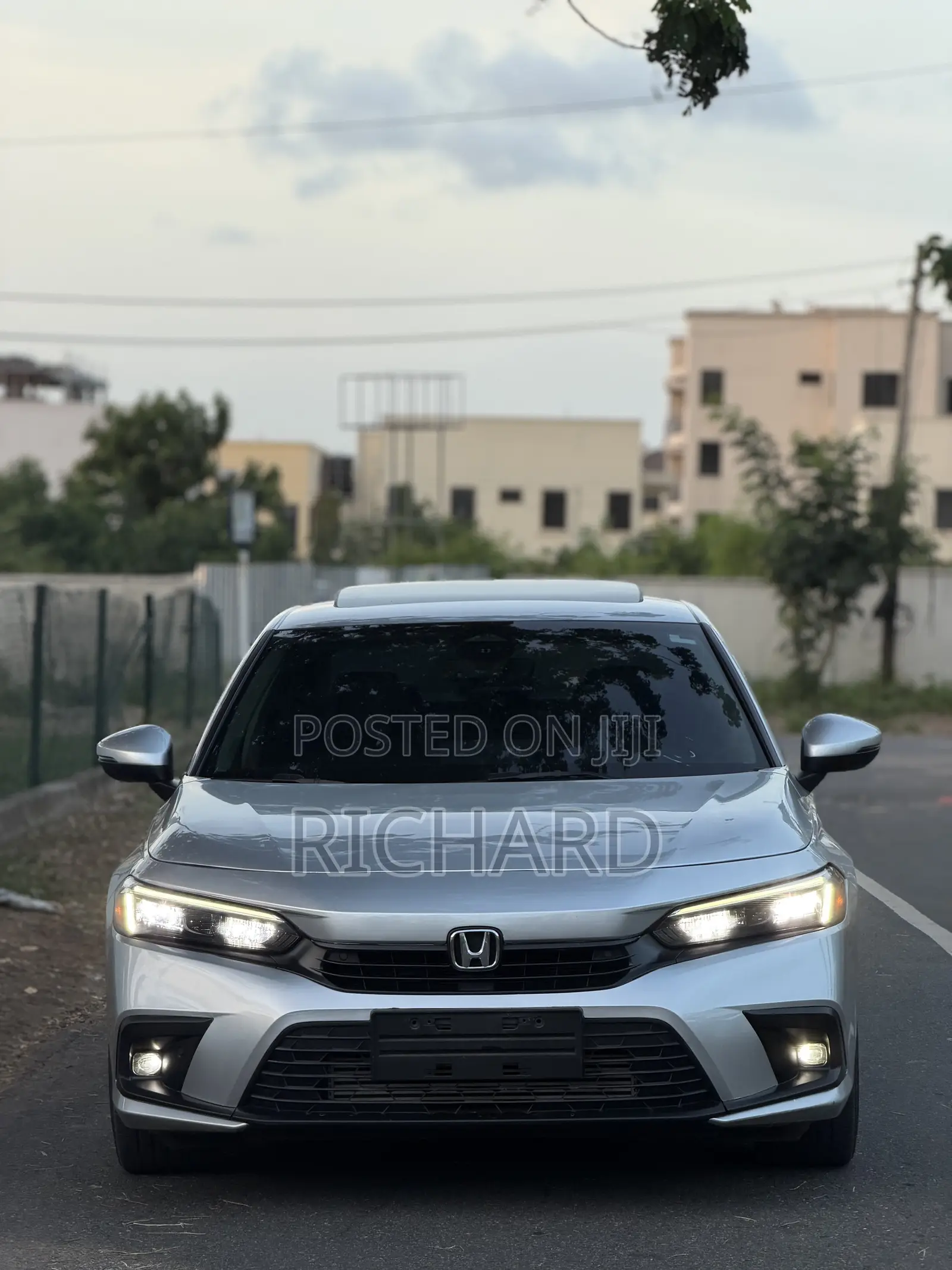 Honda Civic Touring CVT 2024 Silver