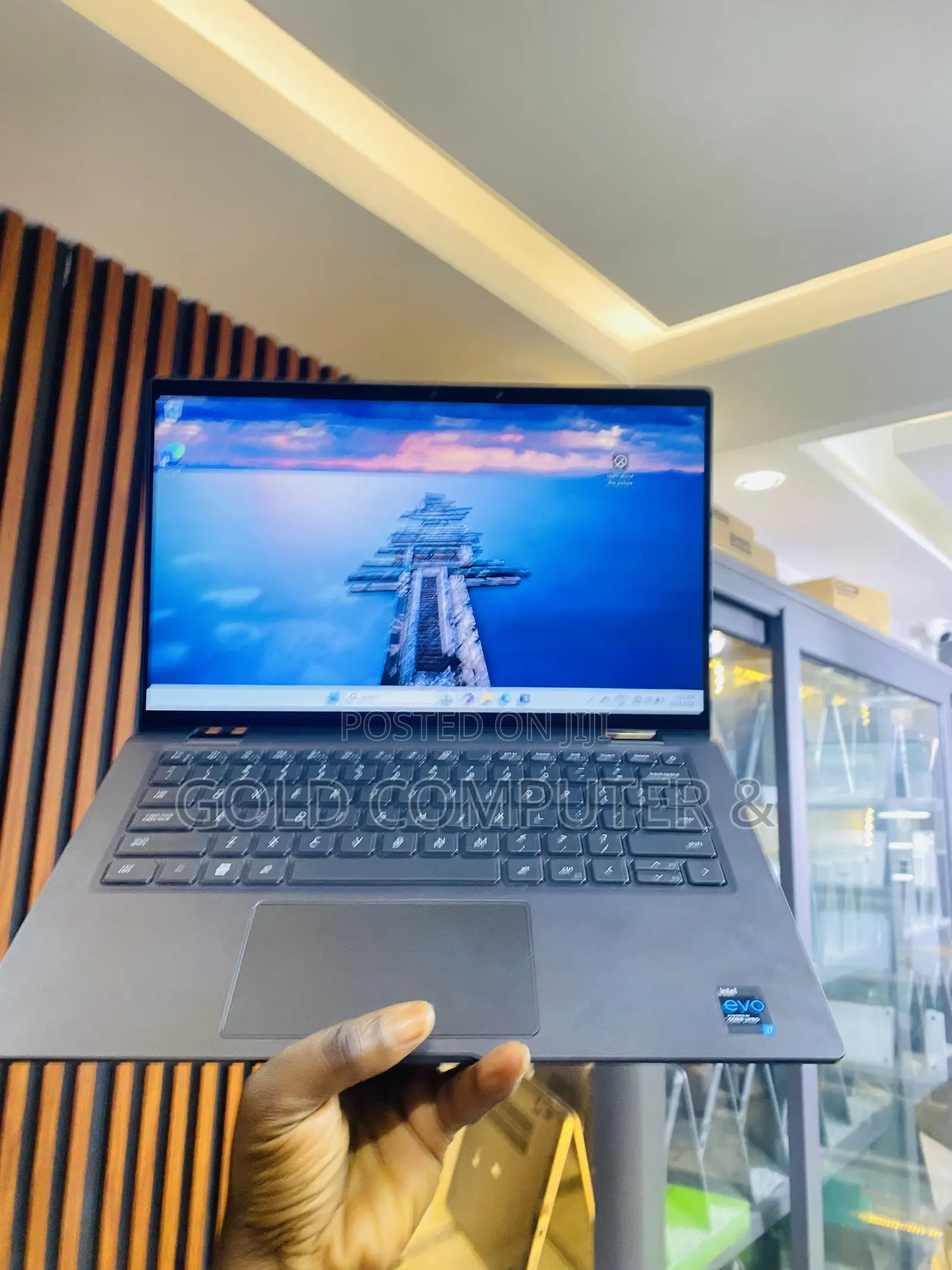 Laptop Dell Latitude 7420 16GB Intel Core i7 SSD 256GB