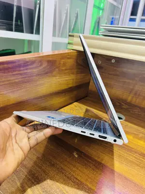 Laptop HP EliteBook 840 G8 8GB Intel Core i5 SSD 256GB