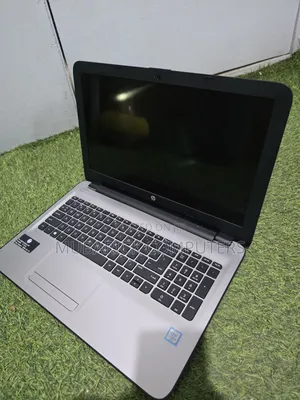 Laptop HP Pavilion 15 8GB Intel Core i5 HDD 1T
