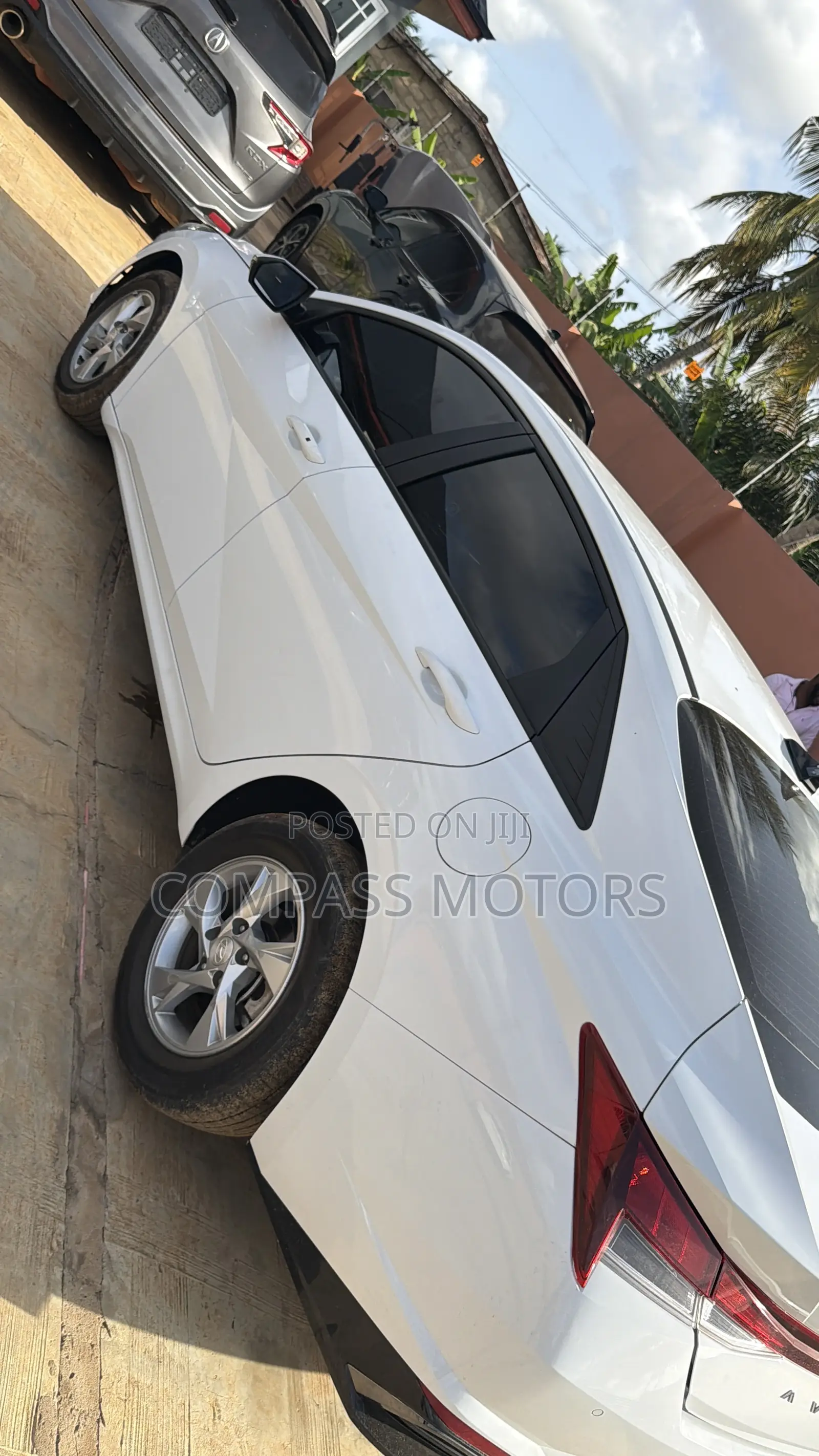 Hyundai Elantra SE 2021 White
