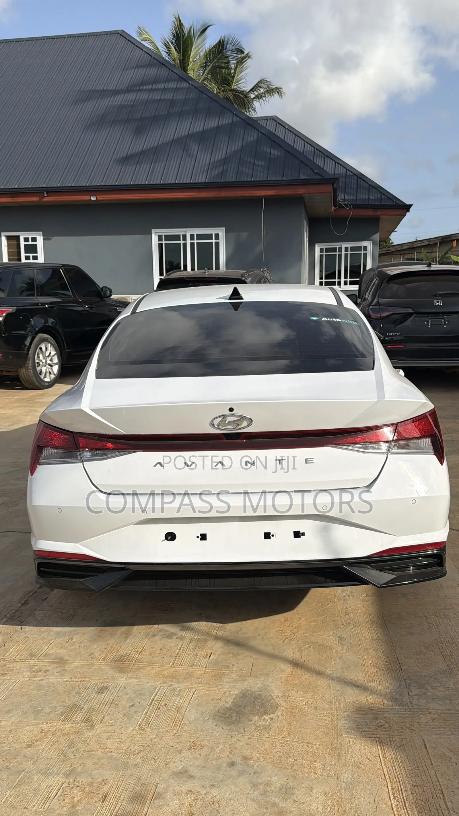 Hyundai Elantra SE 2021 White