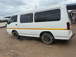 Hyundai H-100 2000 White