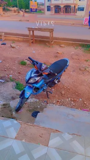 KTM Duke 125 2024 Blue