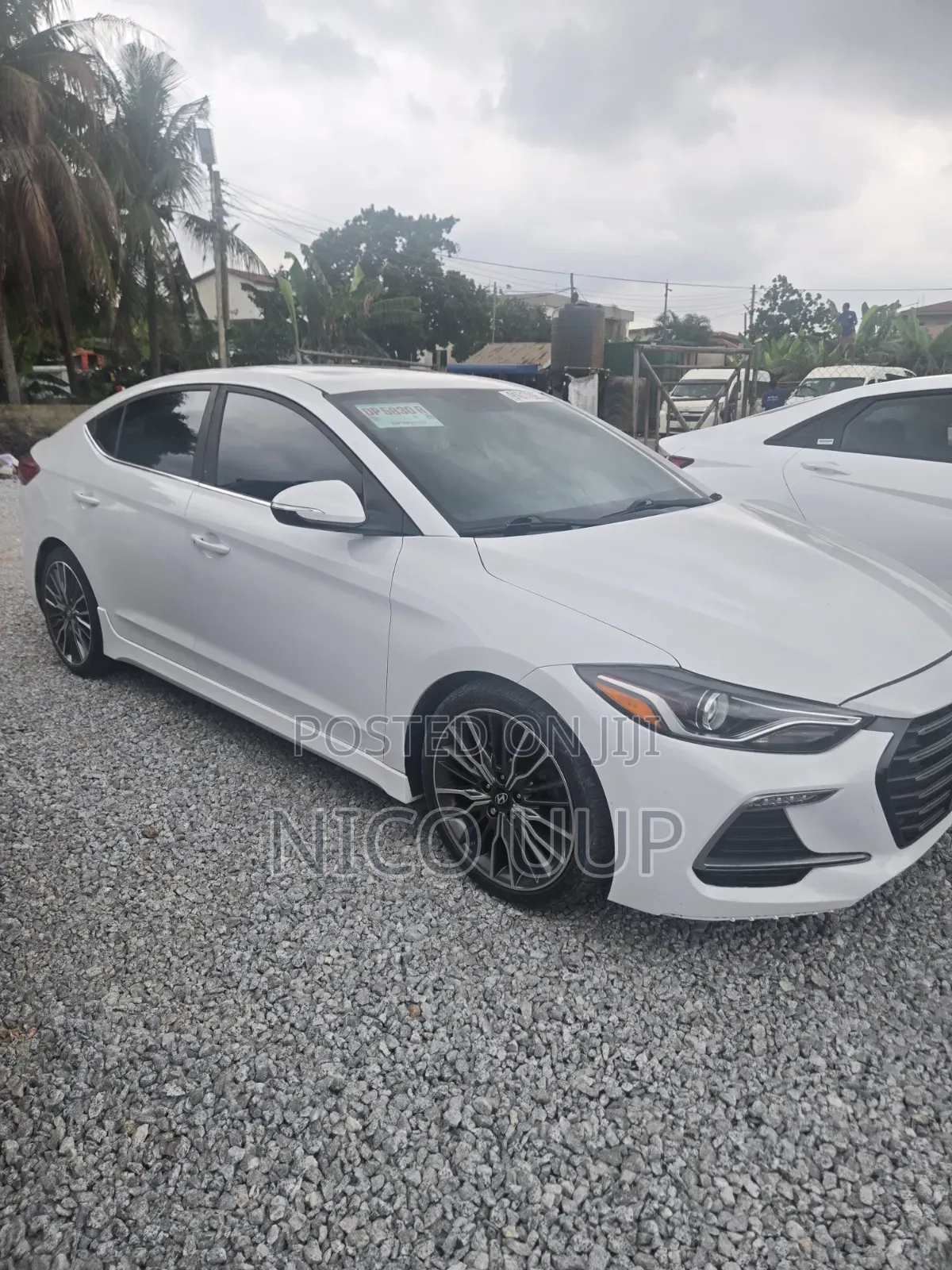 Hyundai Elantra 2018 White