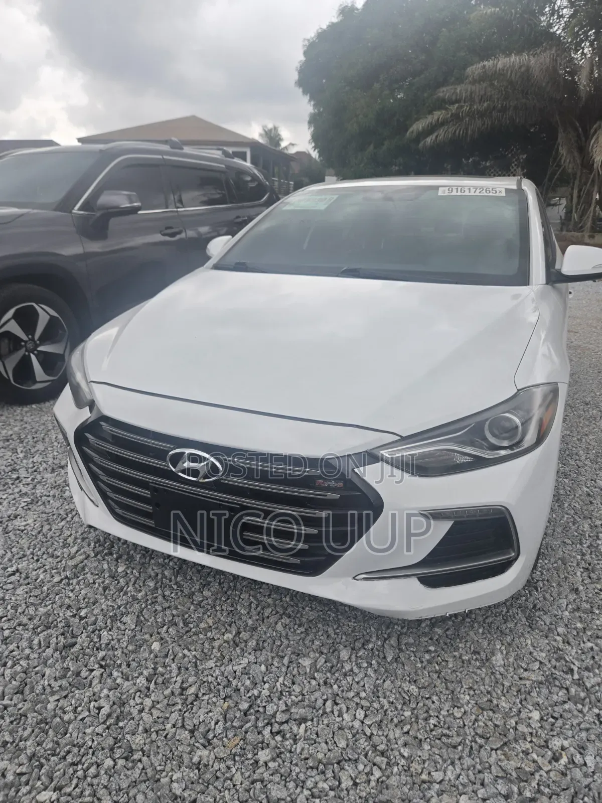 Hyundai Elantra 2018 White