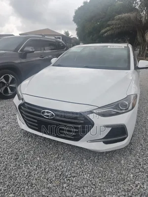 Hyundai Elantra 2018 White
