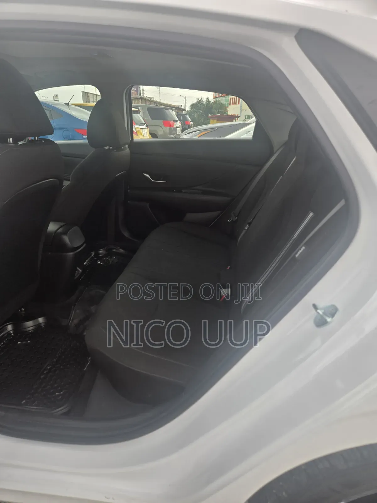 Hyundai Elantra 2018 White