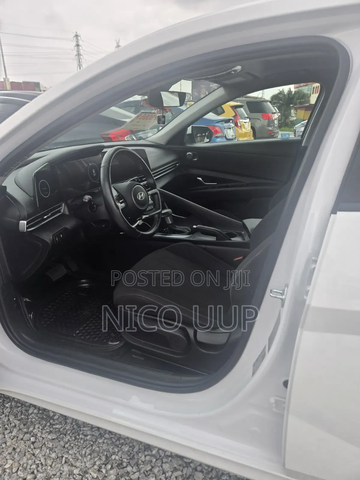 Hyundai Elantra 2018 White