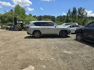 New Lexus LX 600 2025 Silver