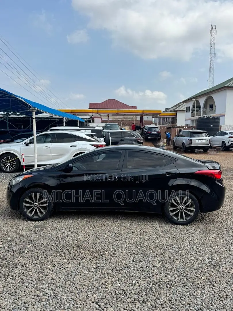 Hyundai Elantra 2012 Black