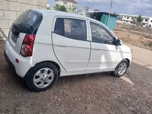 Kia Morning 2010 White