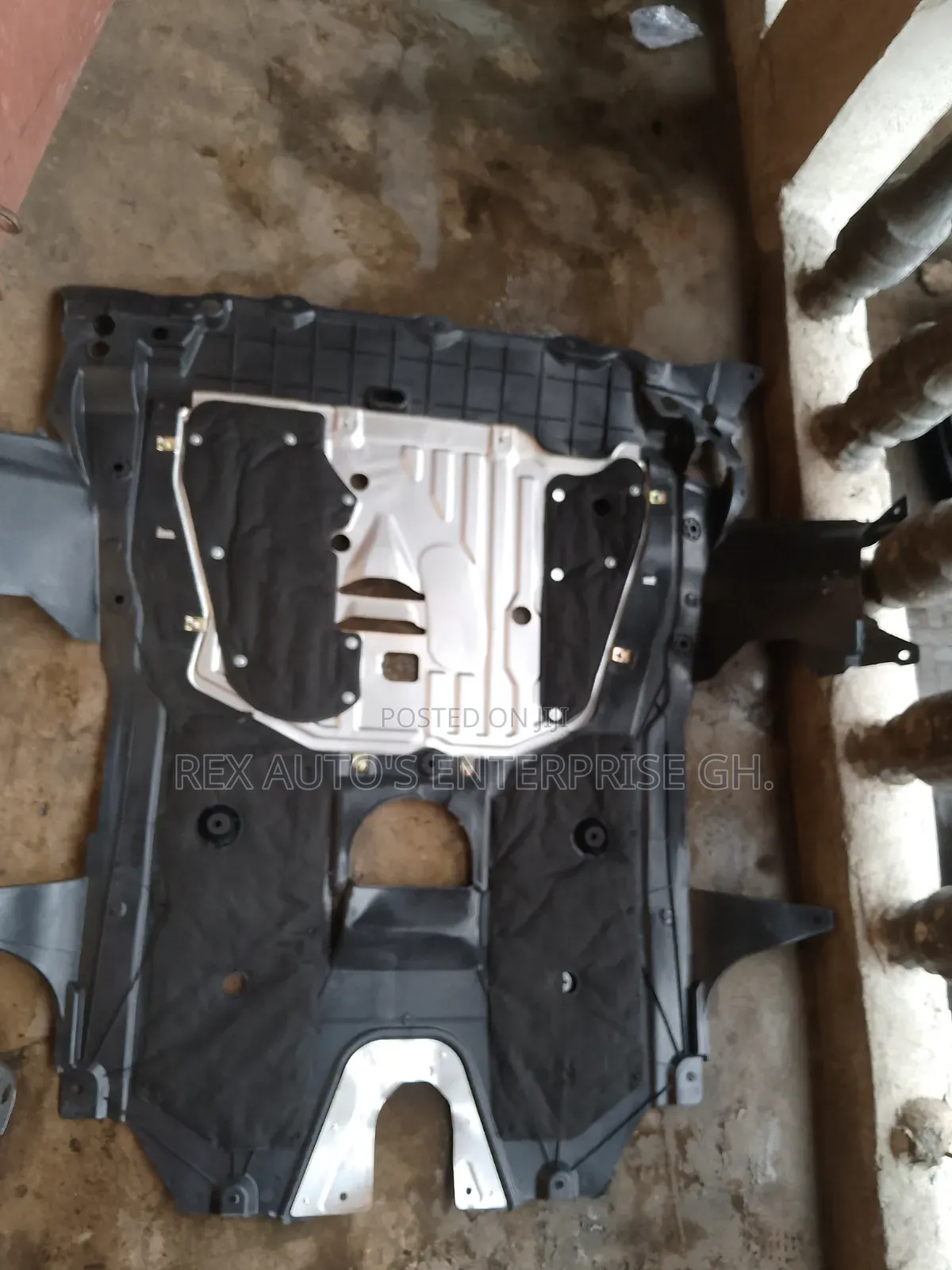 Honda Civic 2016,2017,2018,2019,2020/ Engine Cover