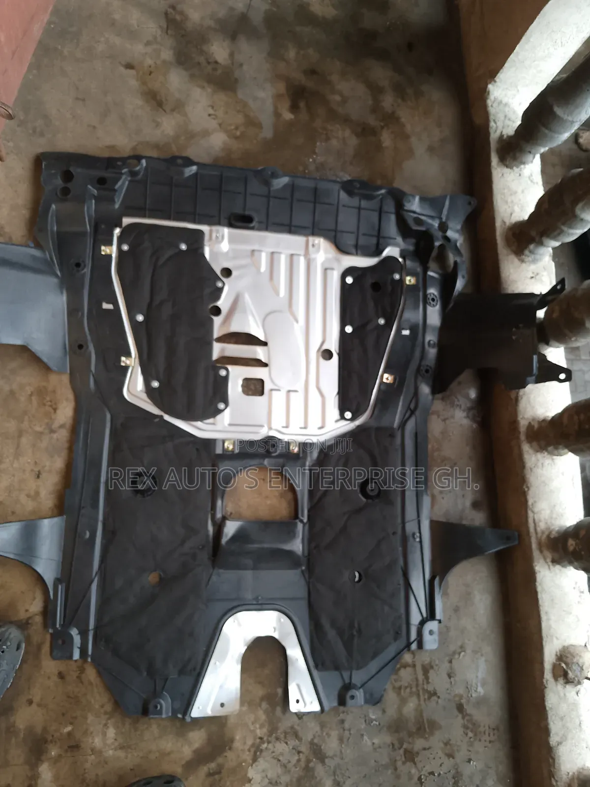 Honda Civic 2016,2017,2018,2019,2020/ Engine Cover