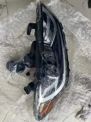 Hyundai Elantra 2016 Headlight
