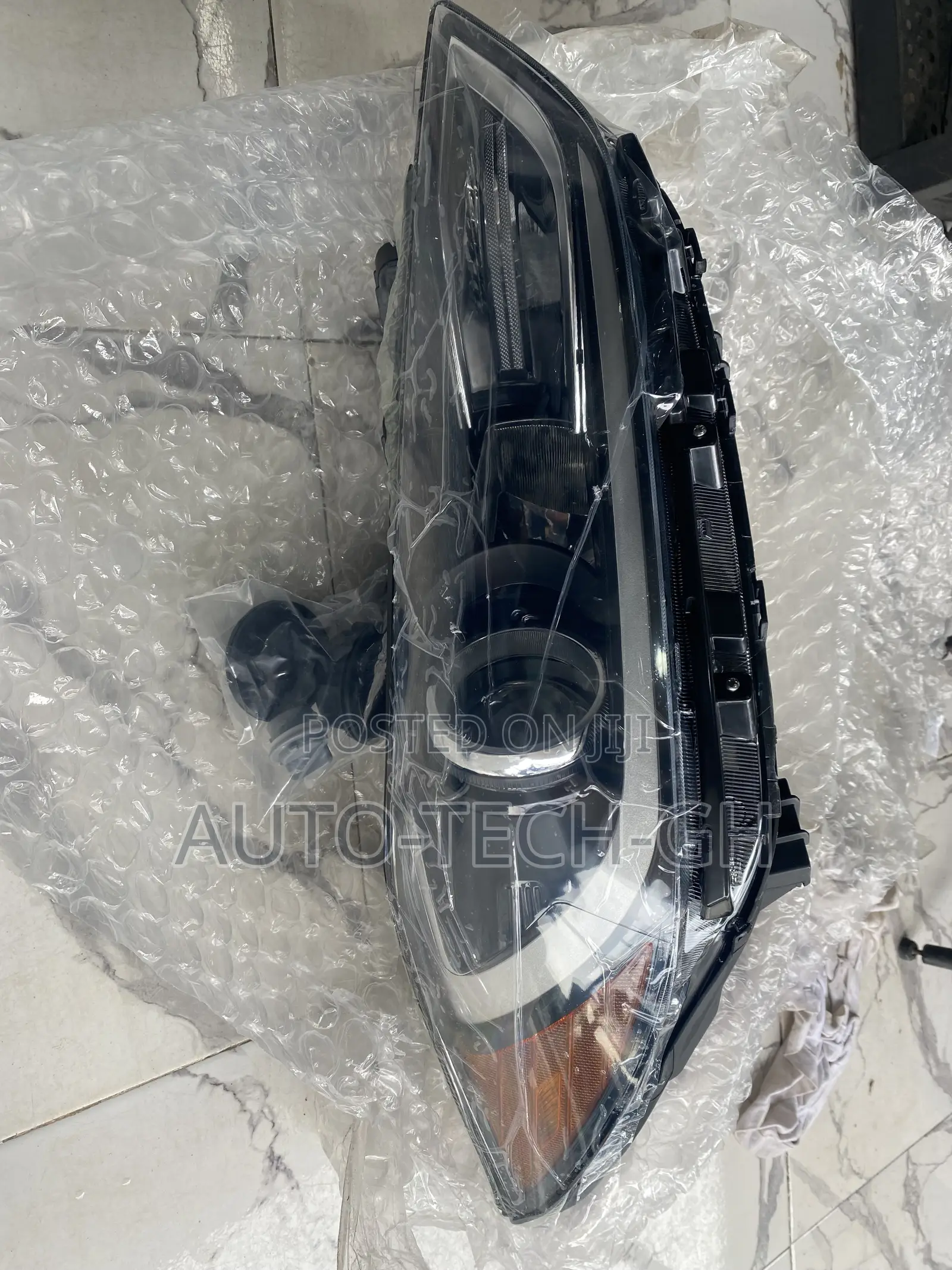 Hyundai Elantra 2016 Headlight