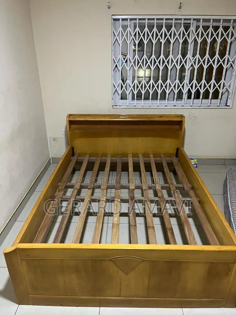 Double Bed Frame With Pallets