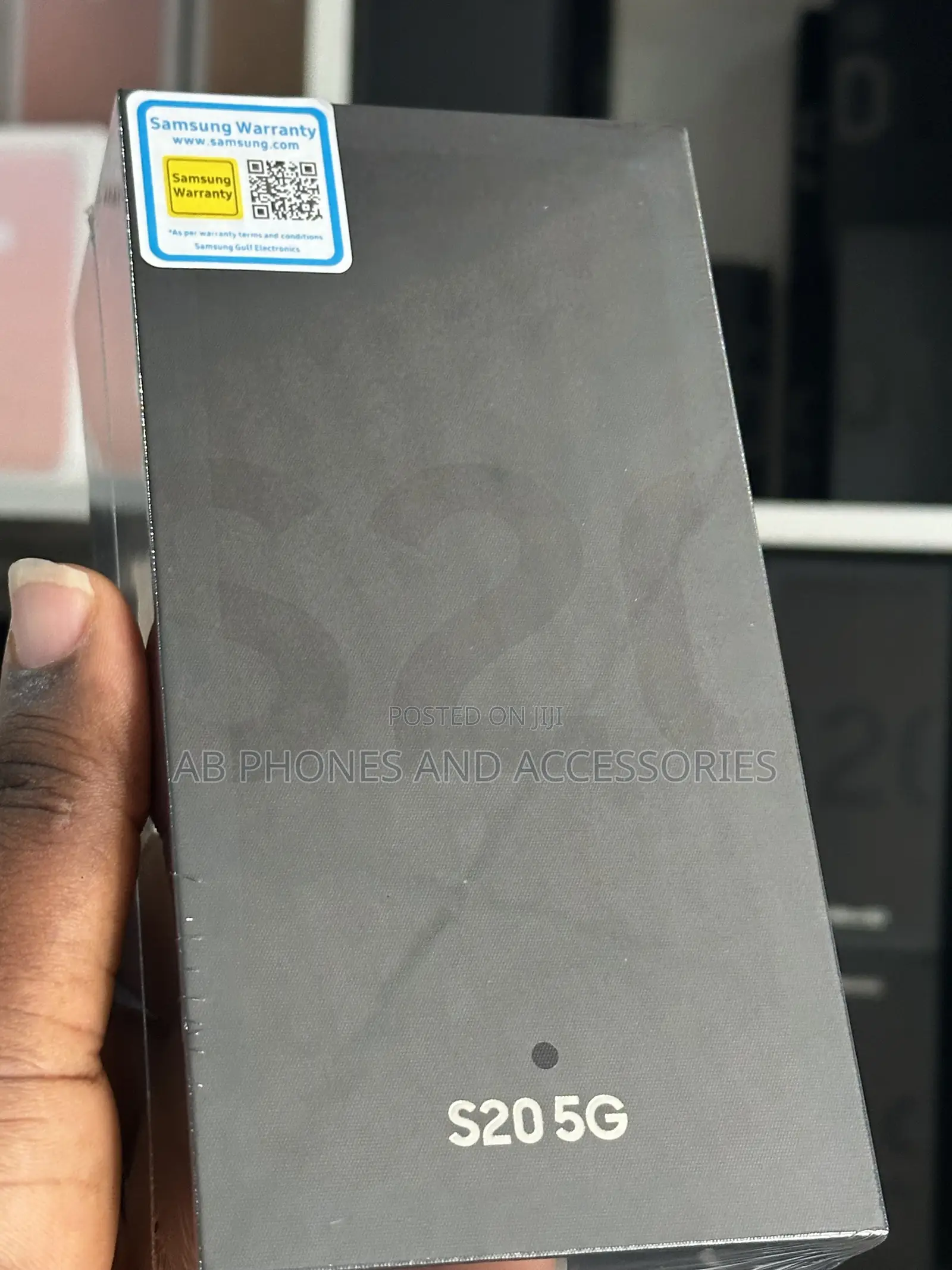 New Samsung Galaxy S20 128 GB Black