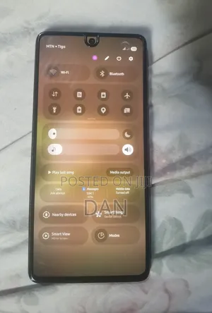 Samsung Galaxy A71 128 GB Blue