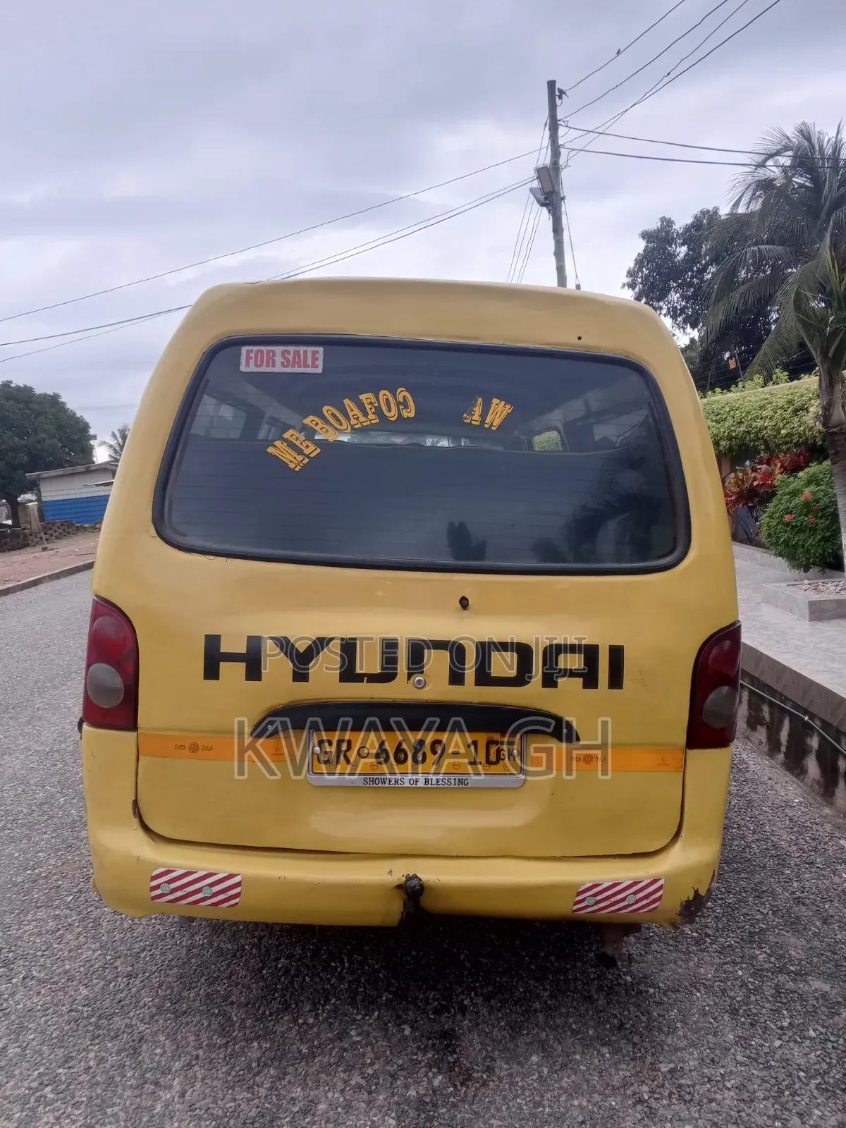 Hyundai H-100 1999 Yellow