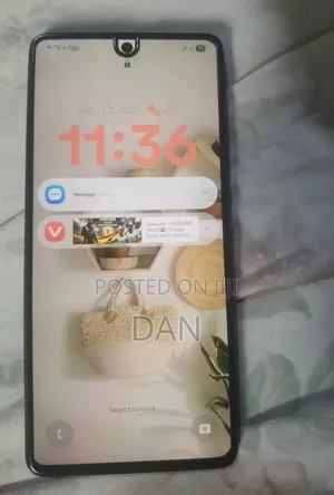 Samsung Galaxy A71 128 GB Blue