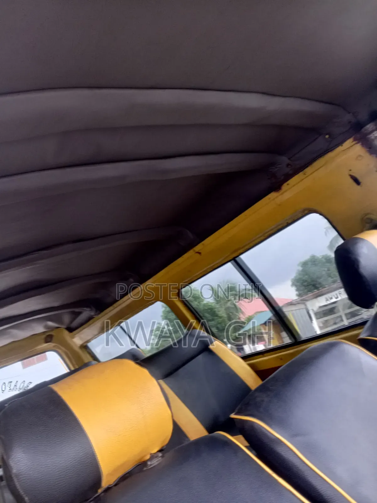 Hyundai H-100 1999 Yellow