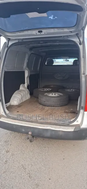 Hyundai Starex 2008 Grey