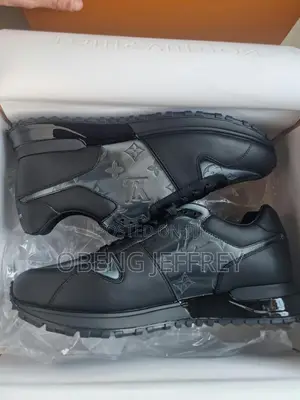 Original Louis Vuitton Run Away Black
