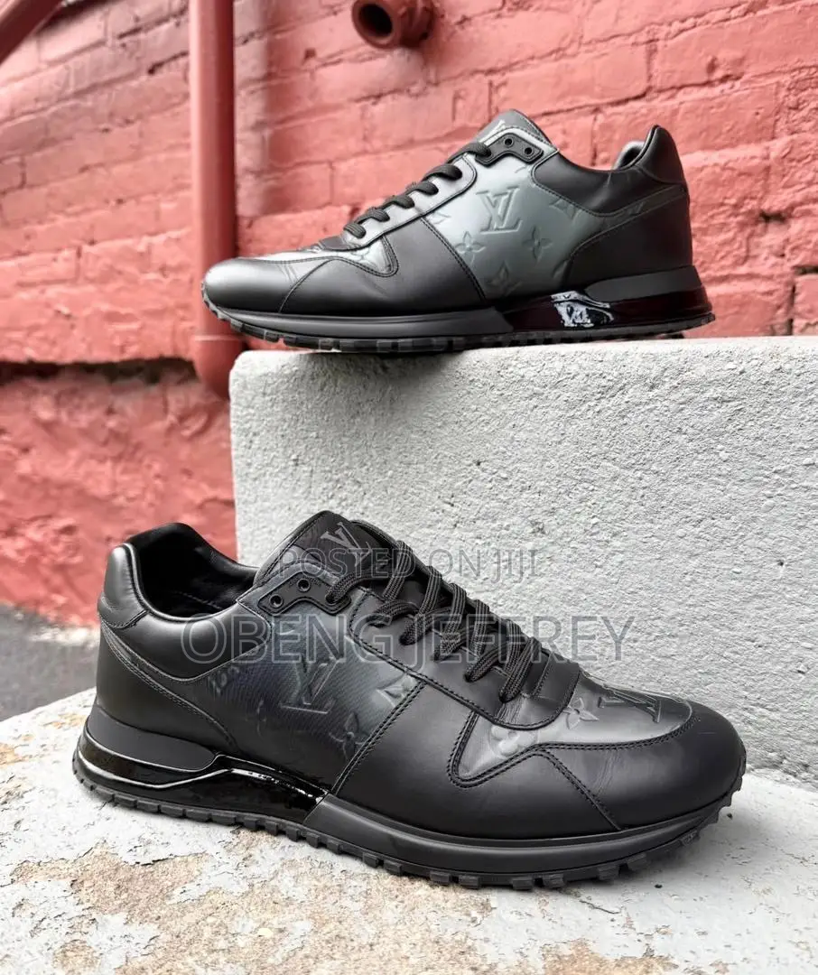 Original Louis Vuitton Run Away Black