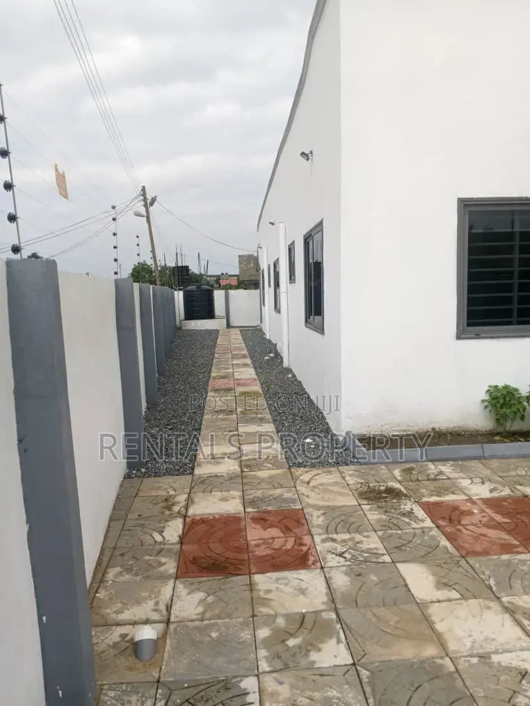 4bdrm Mansion in Frafraha for rent