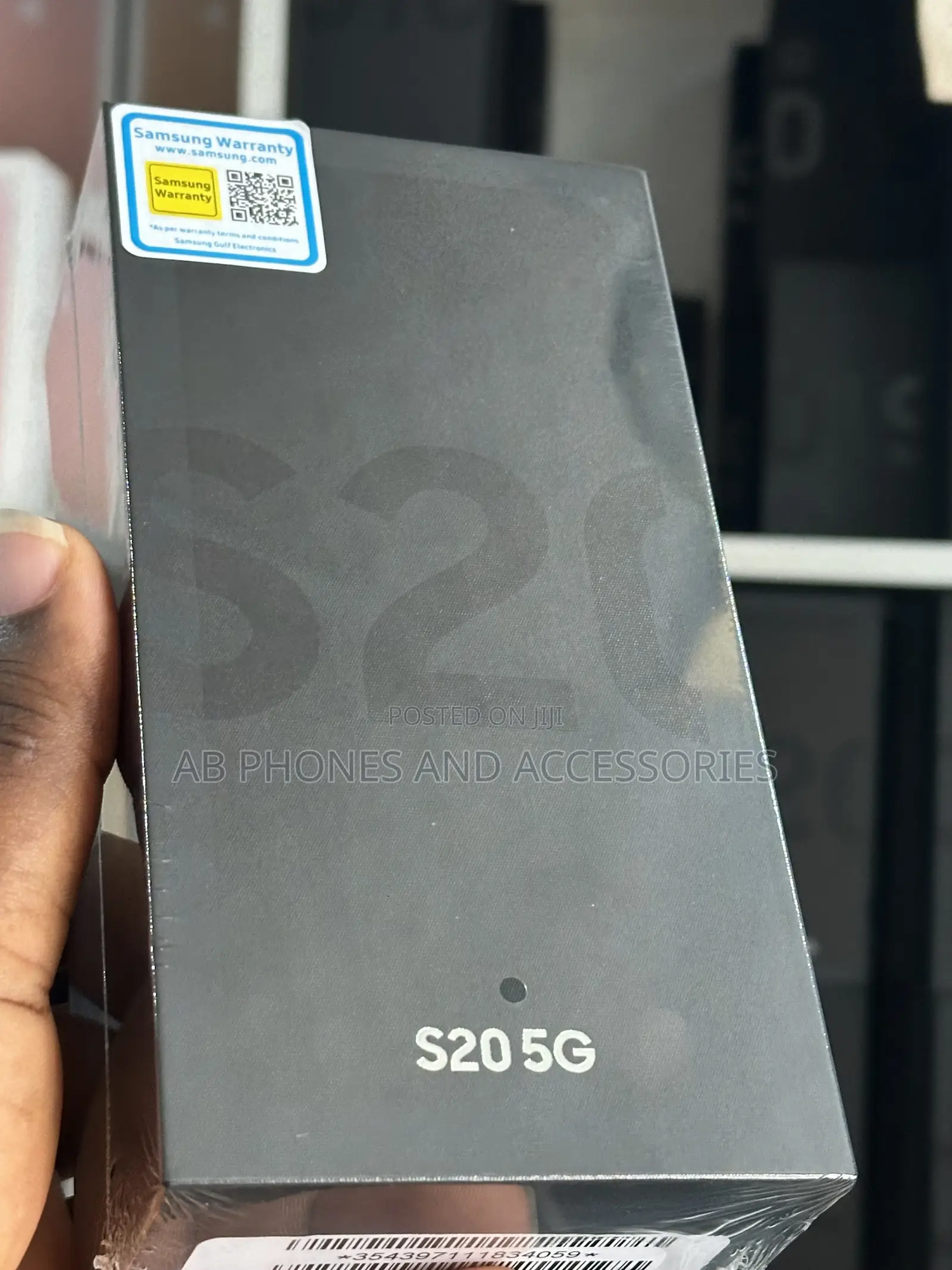 New Samsung Galaxy S20 128 GB Gray