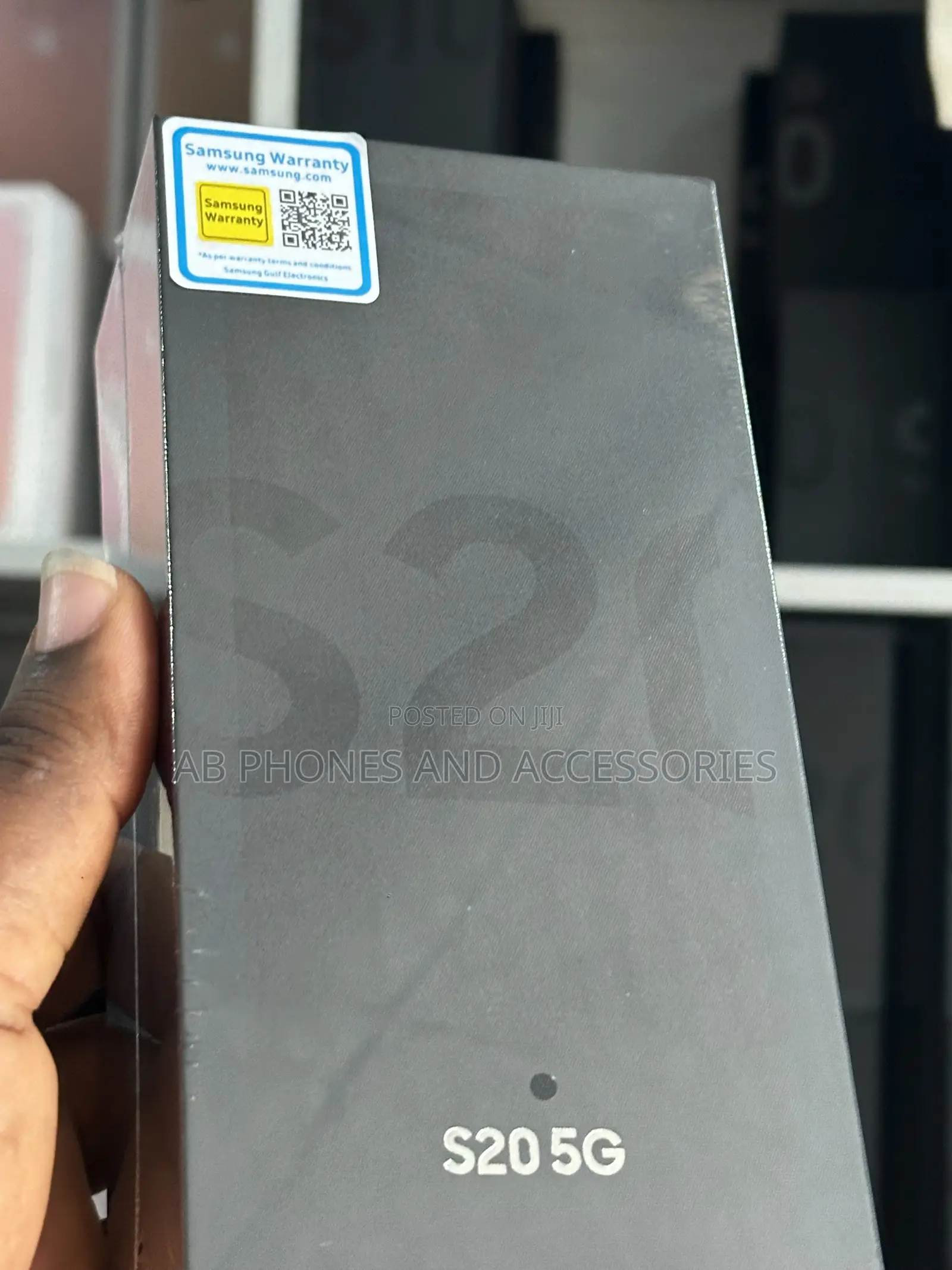 New Samsung Galaxy S20 128 GB Gray