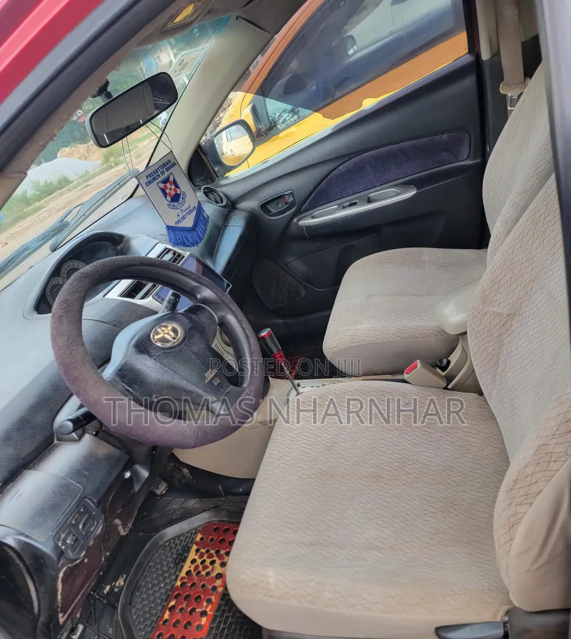 Toyota Belta 2010 Red