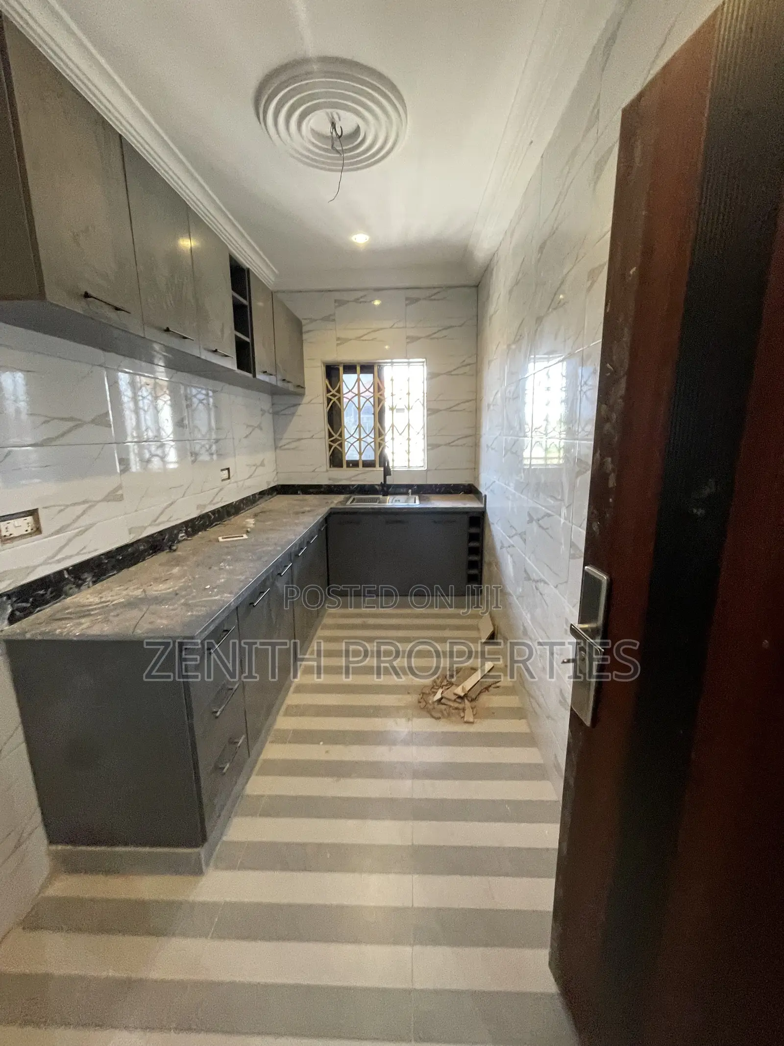 2bdrm Apartment in Zenith Properties, West Hills Mall Area for rent