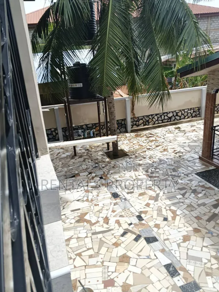 2bdrm Block of Flats in Oyarifa Teimah, Pentecost for rent