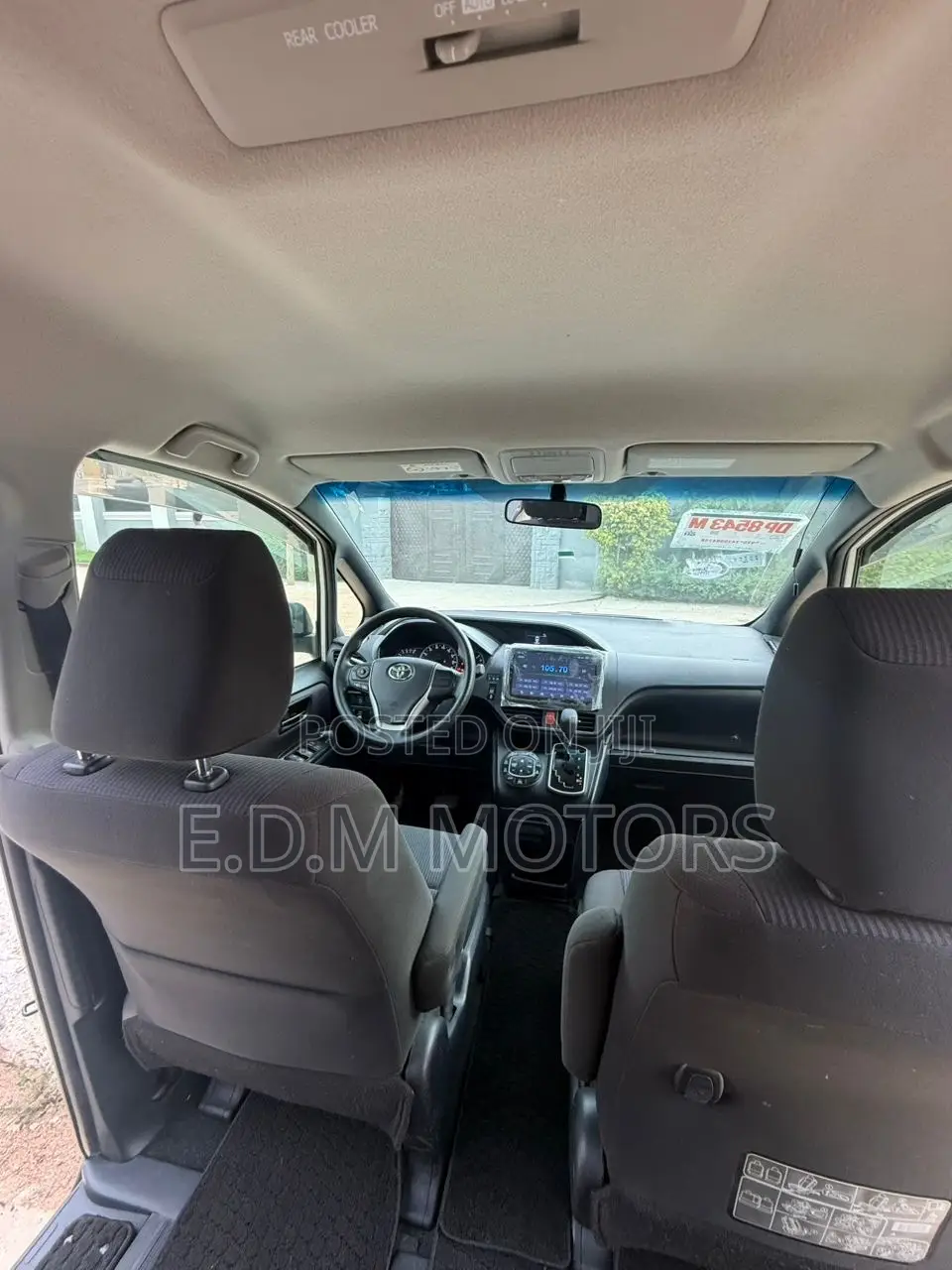 Toyota Voxy 2015 White